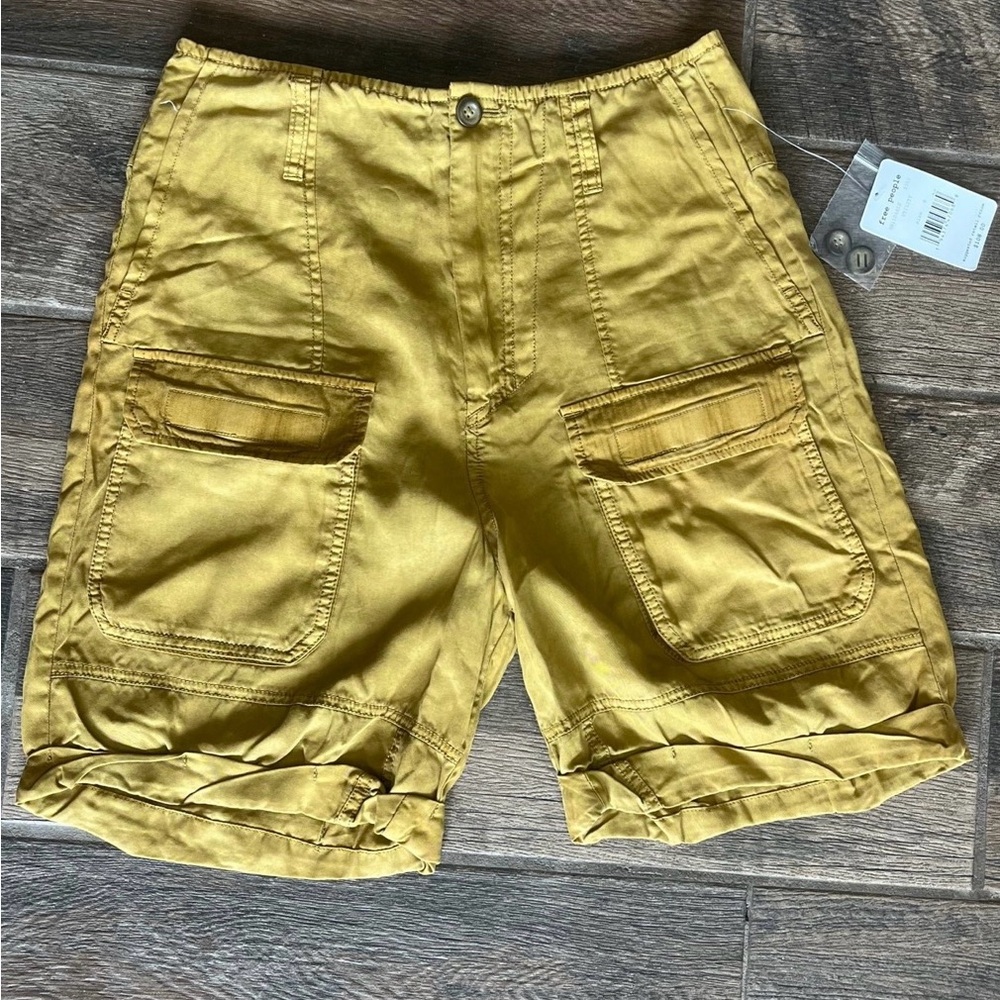 Free People mustard gold cargo long shorts - size 8- new /gently worn condition